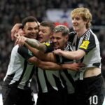 Alan Shearer Kirim Pesan 'Nakal' ke MU Usai Newcastle Dapat Tiket UCL