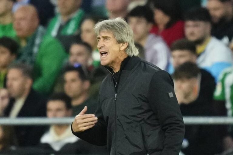 Manuel Pellegrini, Pelatih Real Betis dengan Gelar Insinyur Teknik Sipil