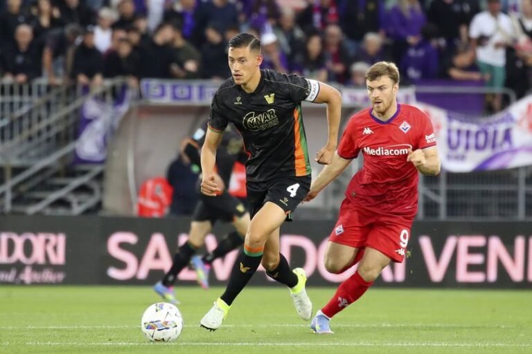 Barisan Klub yang Mengincar Jay Idzes Pada Musim Panas 2025: Ada Finalis Liga Champions